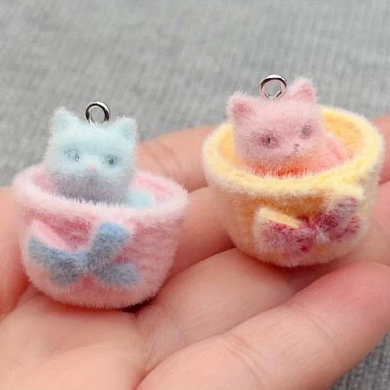 Resin Art Jewelry Kit - 4pcs 3D plush resin cat pendant,