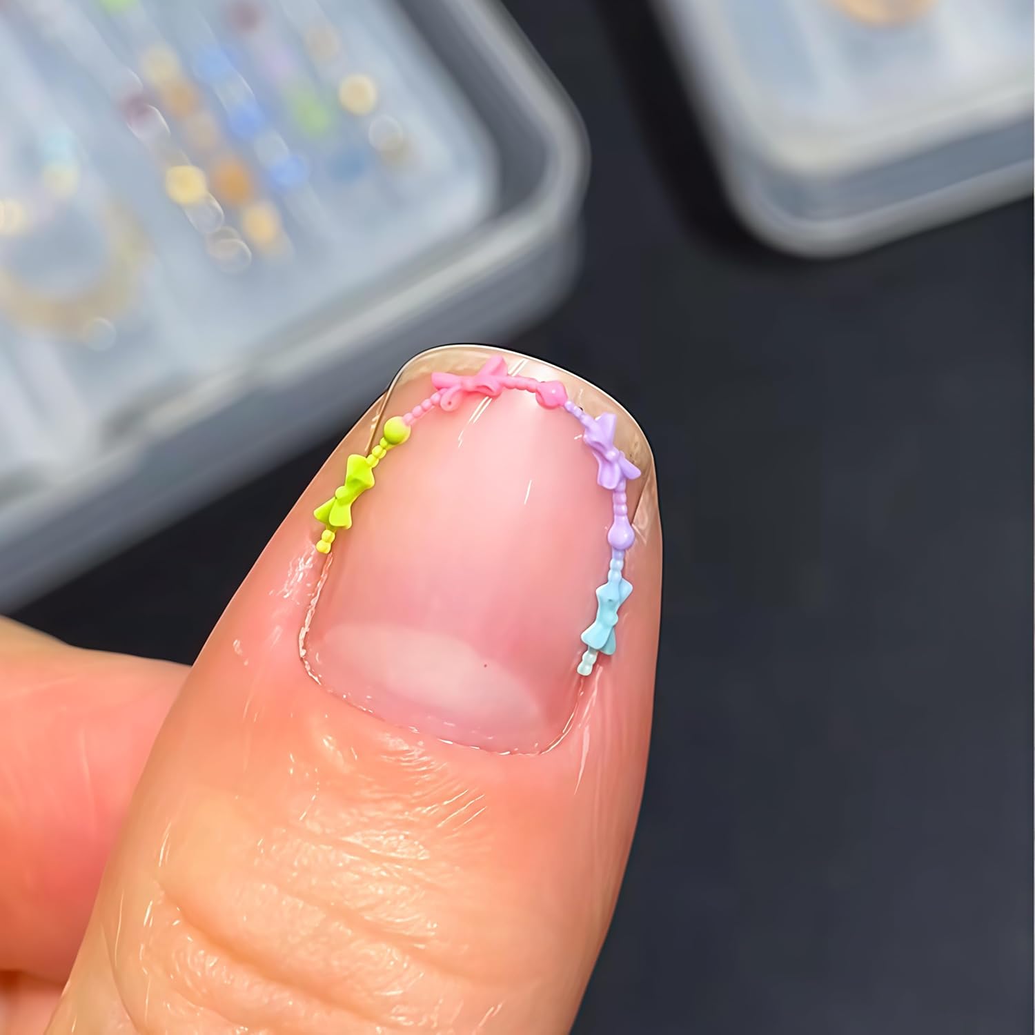 3D Bead Necklace Gel Nail Art  - Resin Art Templates Free recension och pris